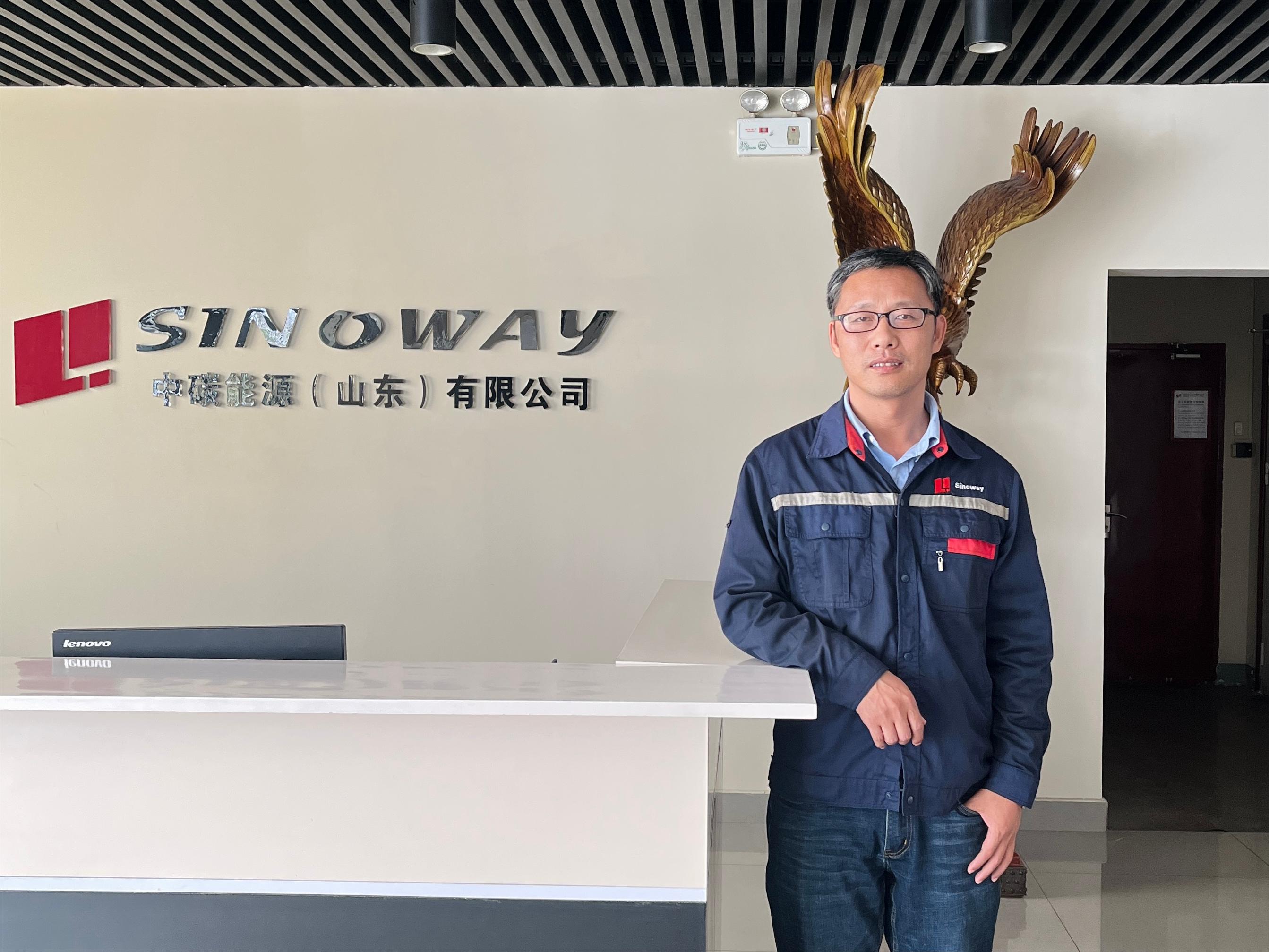 Leading the Construction of Green Factories and Actively Fulfilling Social ResponsibilitiesHan Erdong of Sinoway Carbon Co., Ltd.
